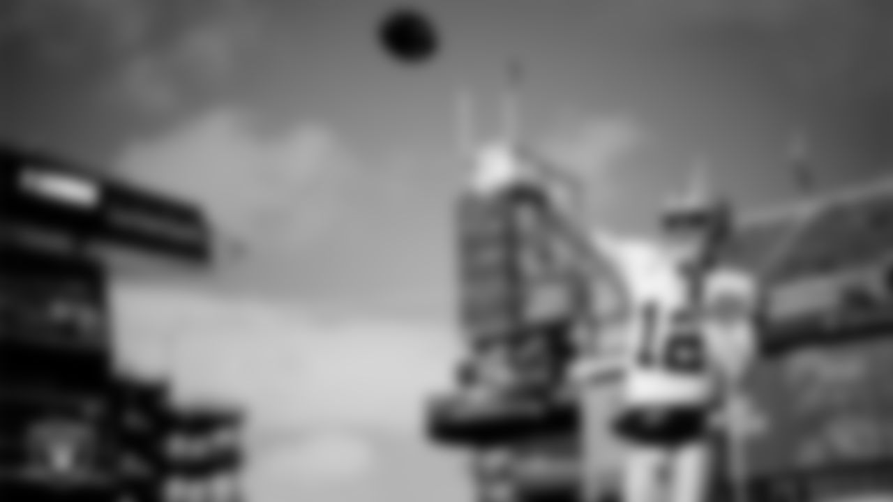 Las Vegas Raiders quarterback Aidan O'Connell (12) warming up before the regular season away game against the Philadelphia Eagles at Lincoln Financial Field.
