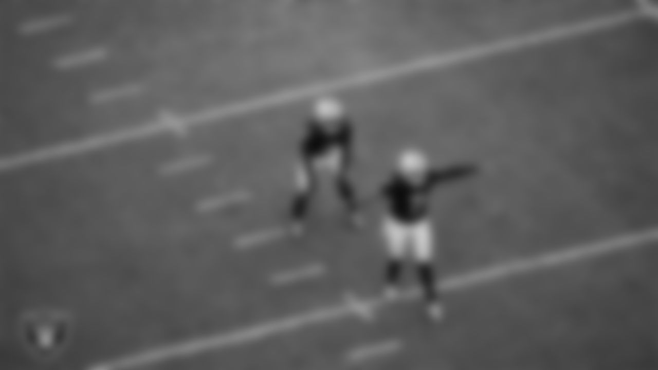 Las Vegas Raiders running back Ashton Jeanty (2) and quarterback Geno Smith (7) line up before the snap during the preseason home game against the San Francisco 49ers at Allegiant Stadium.