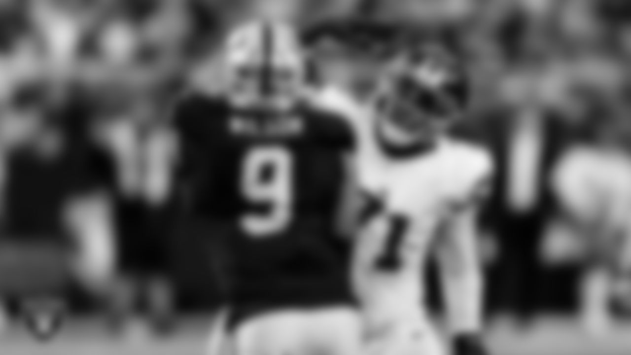 Las Vegas Raiders defensive end Tyree Wilson (9) during the regular season home game against the New York Giants at Allegiant Stadium.