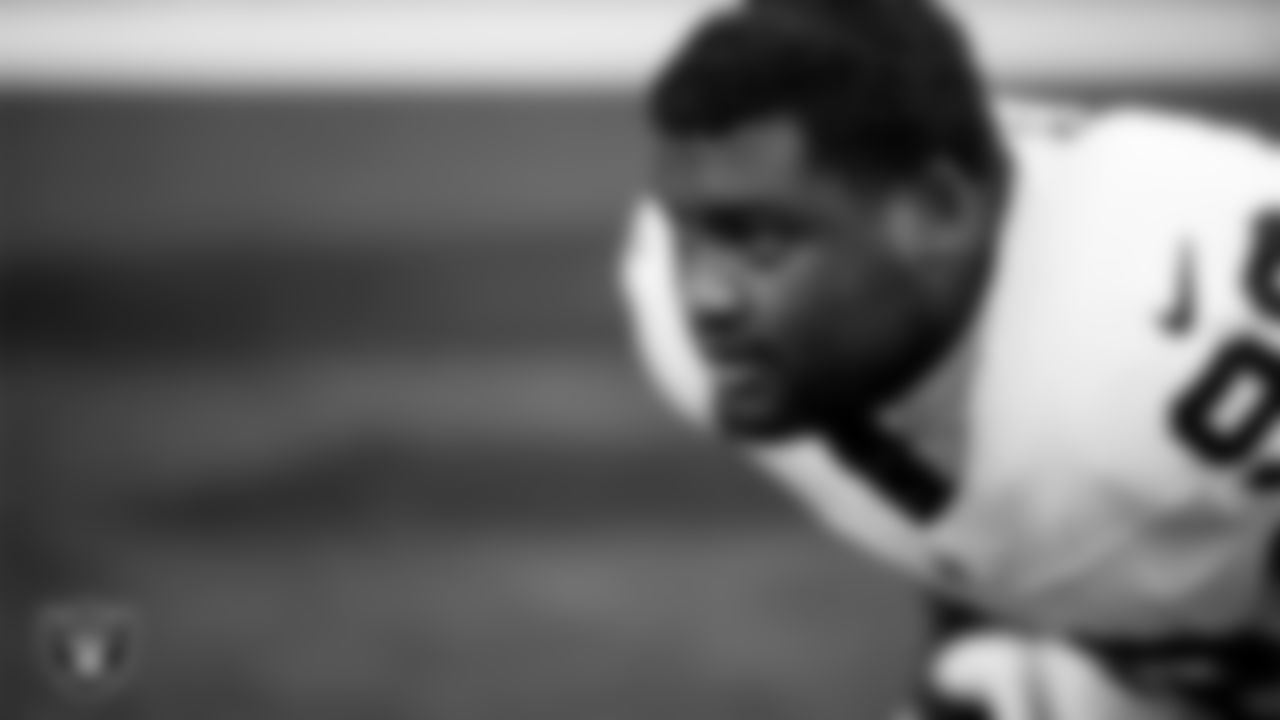 Las Vegas Raiders defensive tackle JJ Pegues (92) warming up before the regular season away game against the Houston Texans at NRG Stadium.