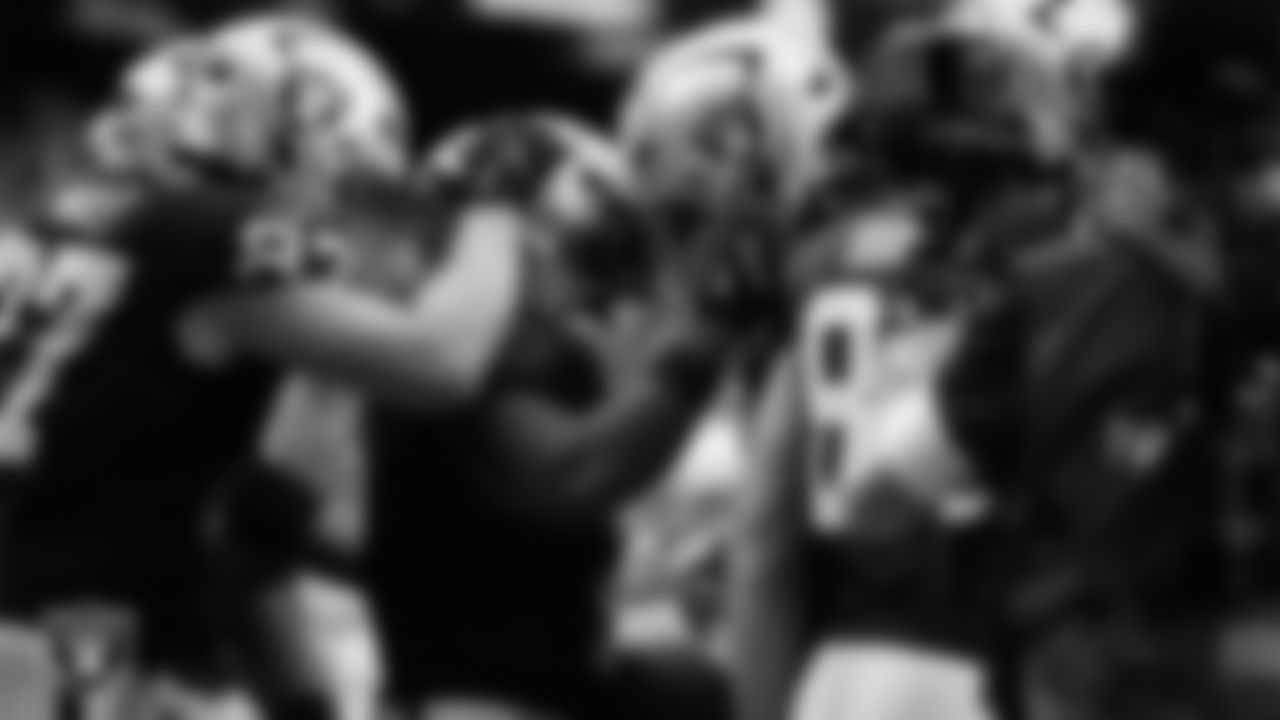 Las Vegas Raiders running back Ashton Jeanty (2) celebrates with teammates after rushing for a 1-yard touchdown during the preseason home game against the San Francisco 49ers at Allegiant Stadium.