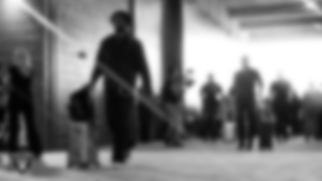 Las Vegas Raiders cornerback Kyu Blu Kelly (36) arrives to the regular season away game against the Washington Commanders at Northwest Stadium.