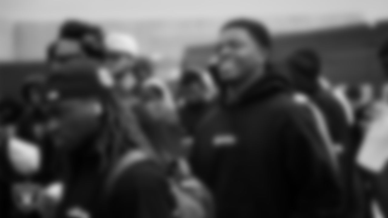 Las Vegas Raiders cornerback Decamerion Richardson (25) departs for the preseason away game against the Arizona Cardinals.