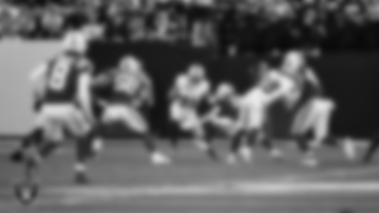 Las Vegas Raiders running back Raheem Mostert (31) returns a kickoff during the regular season away game against the Indianapolis Colts at Lucas Oil Stadium.