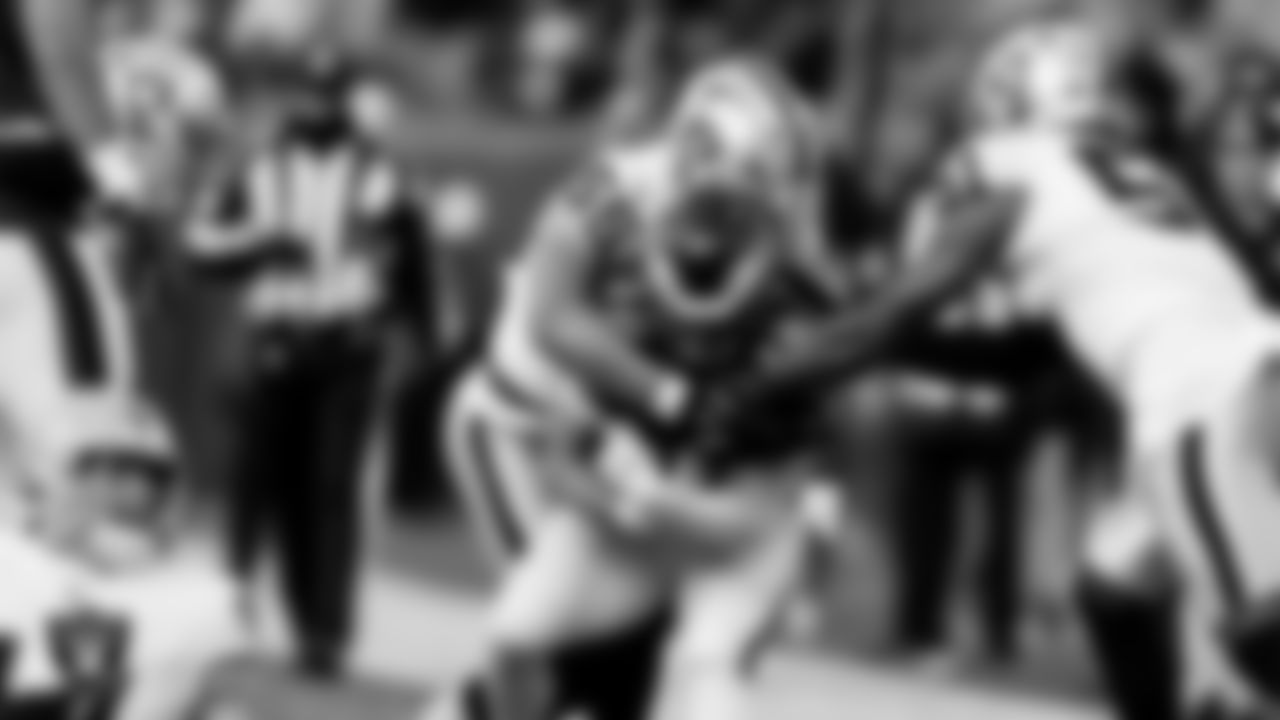 Las Vegas Raiders linebacker Cody Lindenberg (55) during the regular season away game against the Philadelphia Eagles at Lincoln Financial Field.