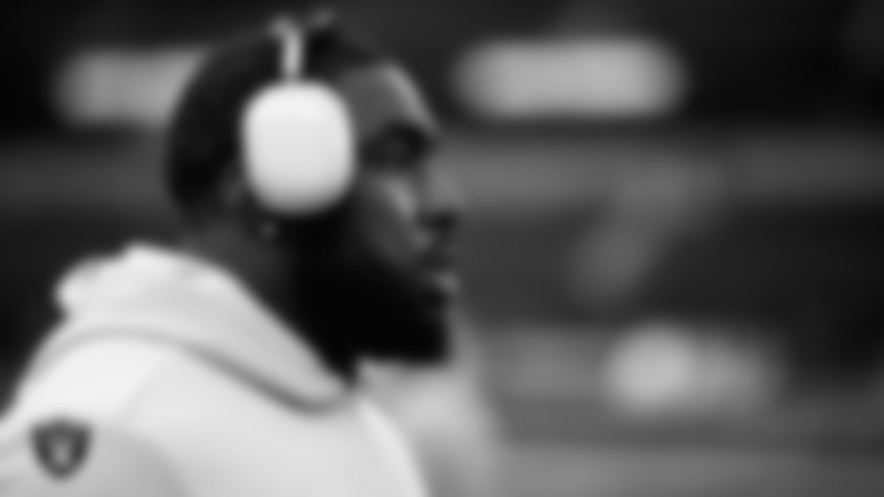 Las Vegas Raiders tackle DJ Glaze (71) warming up before the regular season away game against the Los Angeles Chargers at SoFi Stadium.