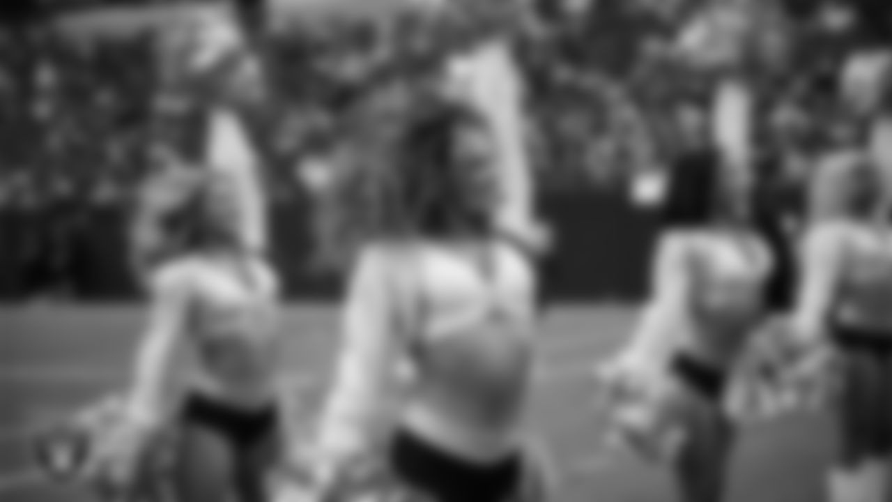 Raiderette Lexie performs on the sidelines during a 2025 Training Camp mock game at Allegiant Stadium.