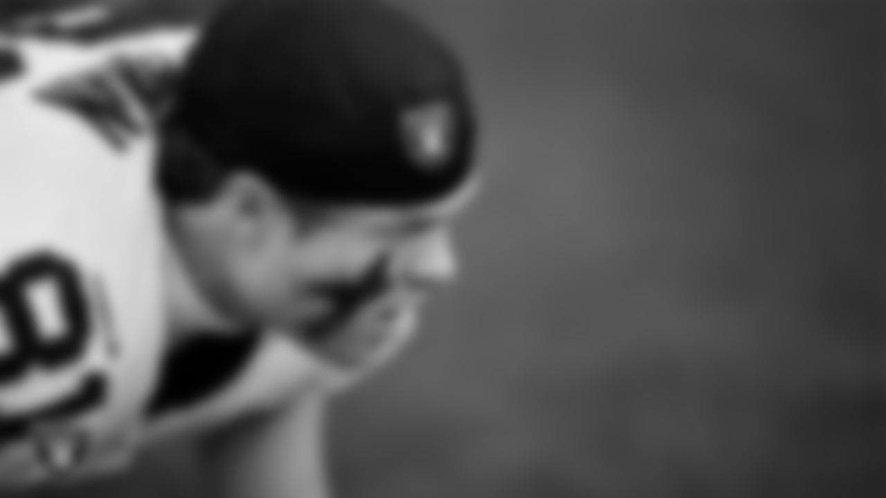 Las Vegas Raiders wide receiver Alex Bachman (81) warming up before the regular season away game against the Los Angeles Chargers at SoFi Stadium.