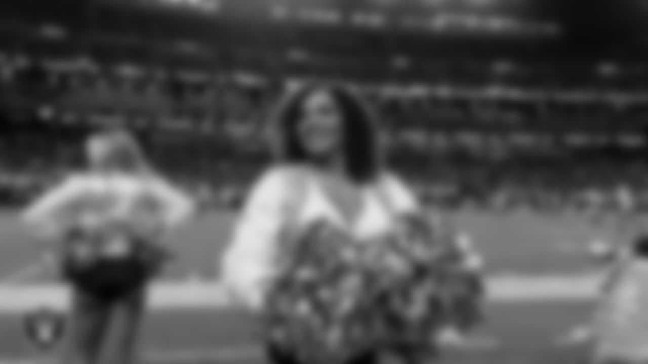 Raiderette Makenna on the sidelines during the regular season home game against the Los Angeles Chargers at Allegiant Stadium.