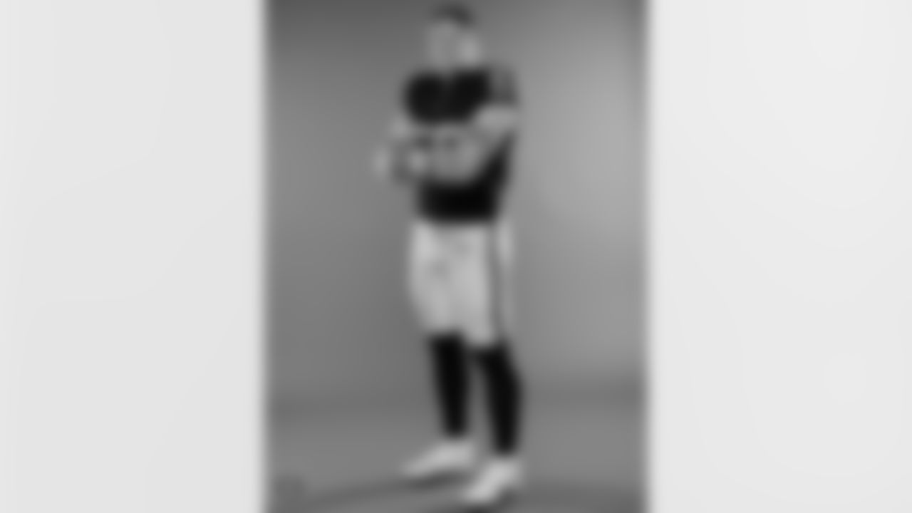 Las Vegas Raiders linebacker Cody Lindenberg (55) poses for a photo at the 2025 Raiders Media Day.