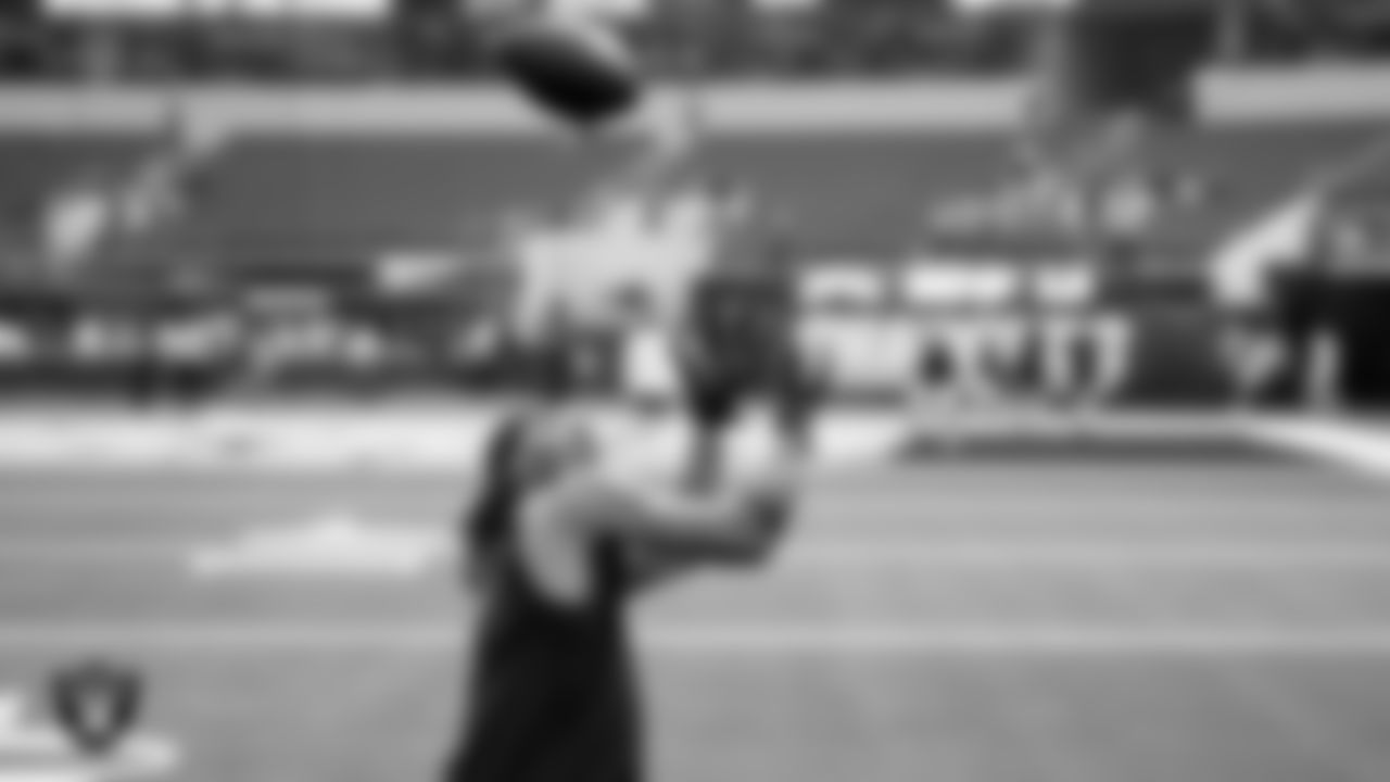 Las Vegas Raiders wide receiver Dont'e Thornton Jr. (10) warming up before the regular season away game against the Los Angeles Chargers at SoFi Stadium.