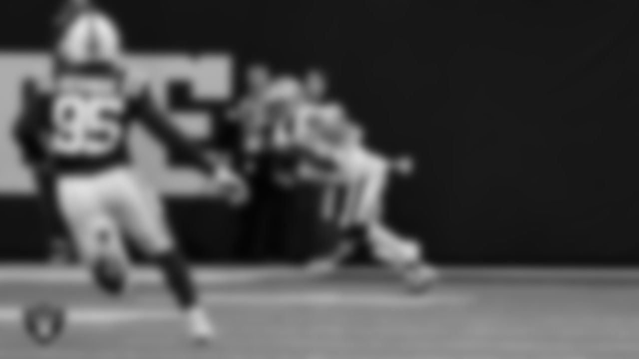 Las Vegas Raiders wide receiver Alex Bachman (81) during the regular season away game against the Indianapolis Colts at Lucas Oil Stadium.