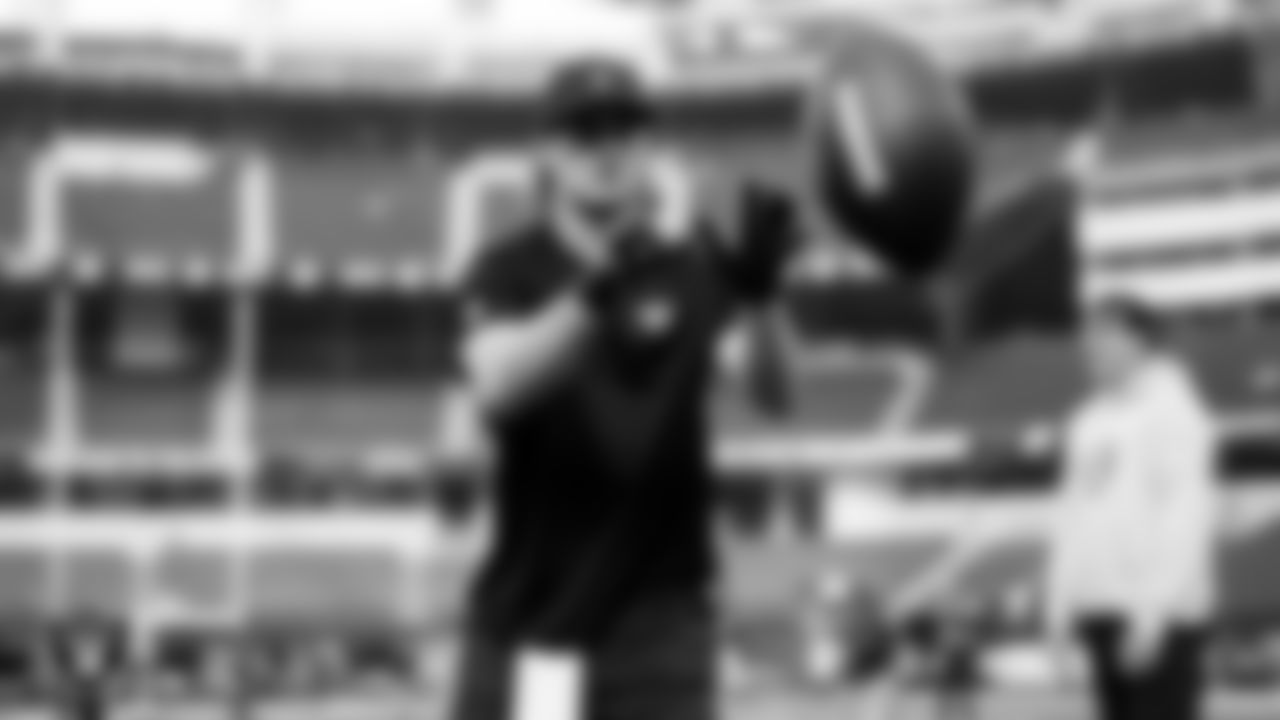 Las Vegas Raiders quarterback Kenny Pickett (15) warming up before the regular season away game against the Los Angeles Chargers at SoFi Stadium.