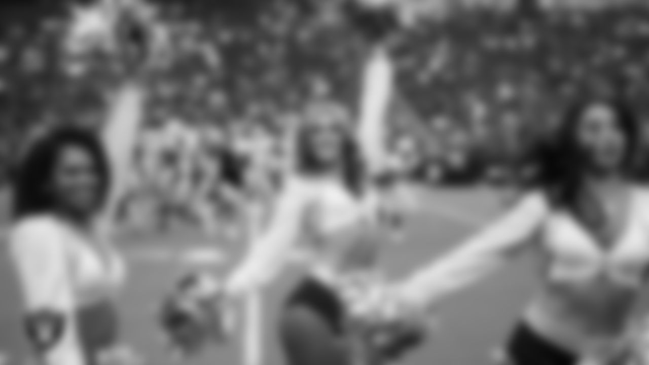 Raiderette Shelby on the sidelines during a 2025 Training Camp mock game at Allegiant Stadium.