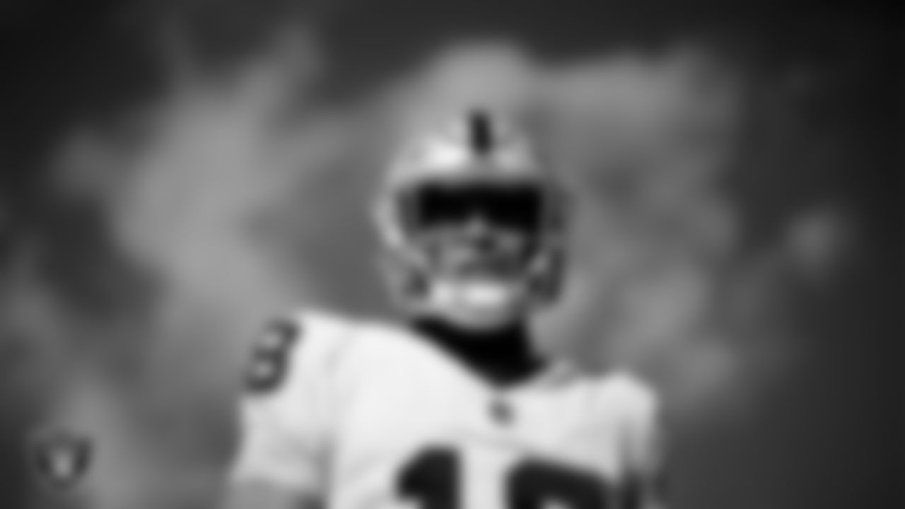 Las Vegas Raiders wide receiver Jack Bech (18) warming up before the regular season away game against the Philadelphia Eagles at Lincoln Financial Field.