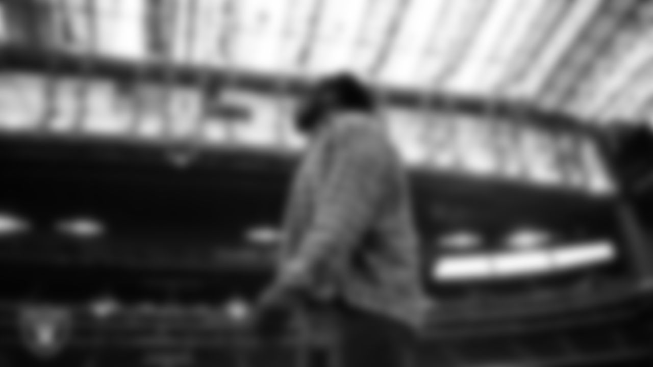 Las Vegas Raiders running back Ashton Jeanty (2) arrives to the regular season away game against the Houston Texans at NRG Stadium.