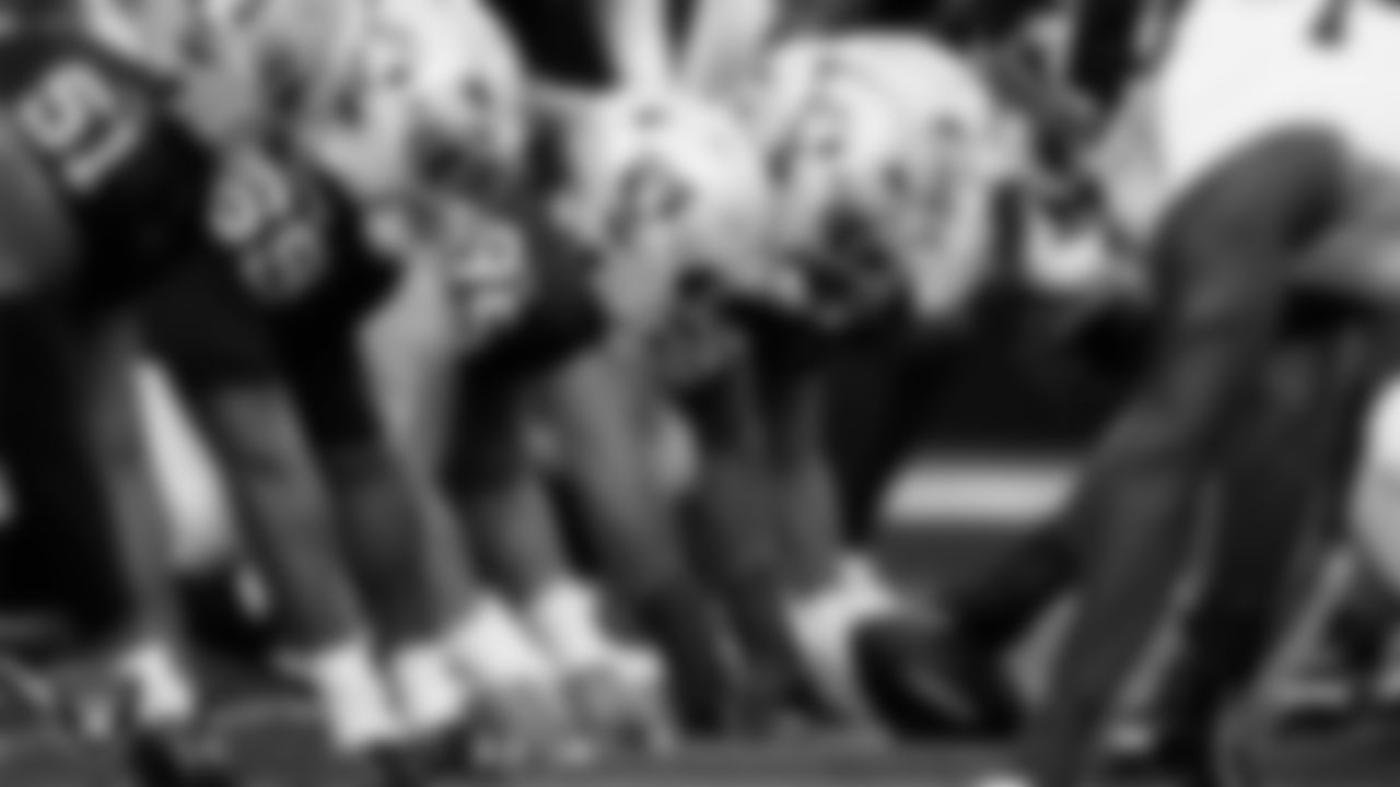 Las Vegas Raiders defensive tackle Leki Fotu (95) lines up before the snap during the regular season home game against the Tennessee Titans at Allegiant Stadium.