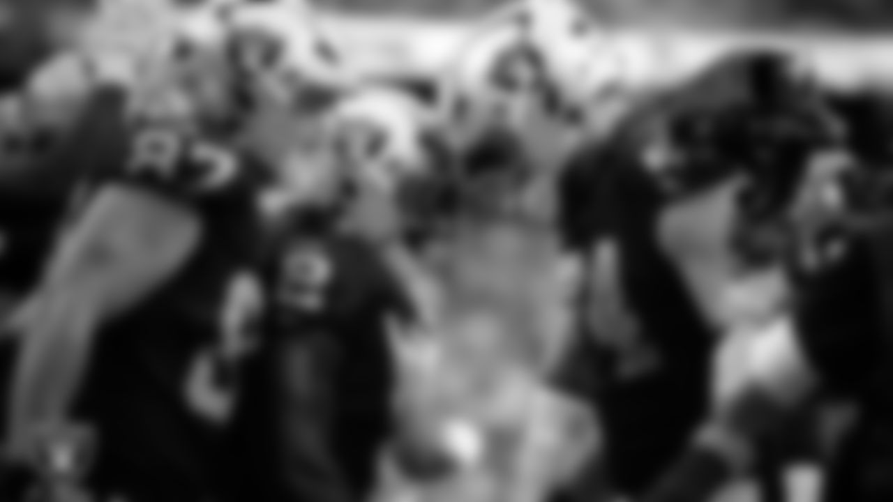 Las Vegas Raiders running back Ashton Jeanty (2) celebrates with tackle Kolton Miller (74) after rushing for a 1-yard touchdown during the preseason home game against the San Francisco 49ers at Allegiant Stadium.