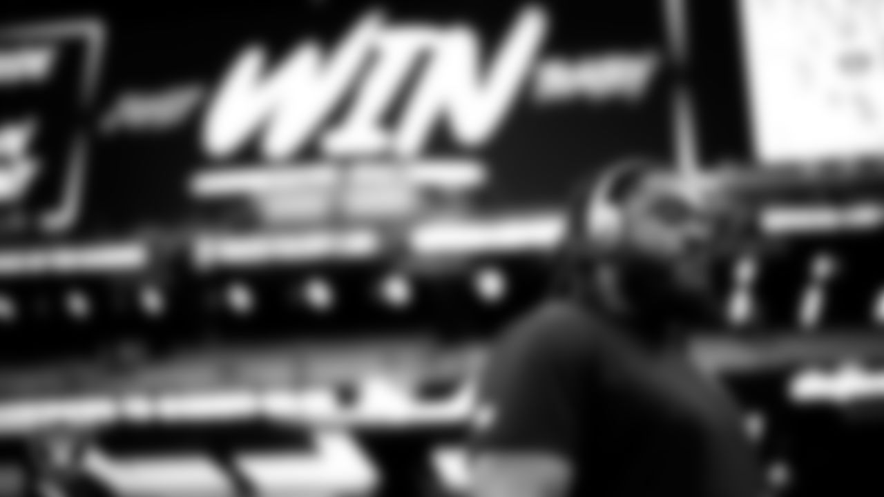 Las Vegas Raiders guard Dylan Parham (66) warming up before the regular season home game against the Cleveland Browns at Allegiant Stadium.