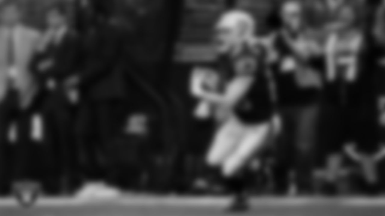 Las Vegas Raiders running back Dylan Laube (23) returns a kickoff during the regular season home game against the New York Giants at Allegiant Stadium.