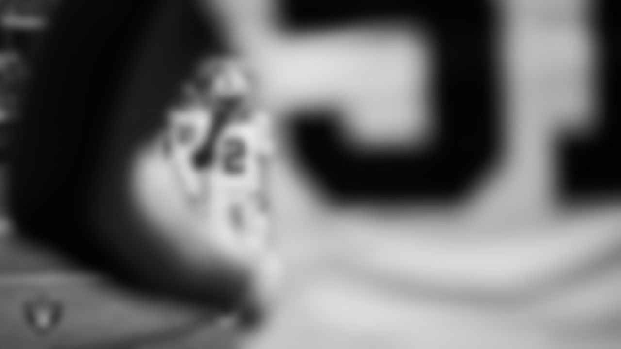 Las Vegas Raiders running back Ashton Jeanty (2) warming up before the regular season away game against the Los Angeles Chargers at SoFi Stadium.