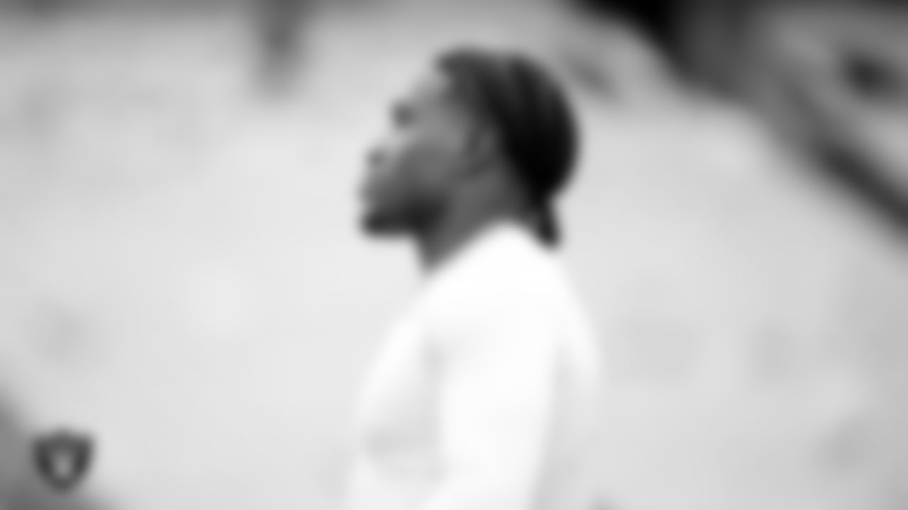 Las Vegas Raiders cornerback Darnay Holmes (30) warming up before the regular season away game against the Philadelphia Eagles at Lincoln Financial Field.