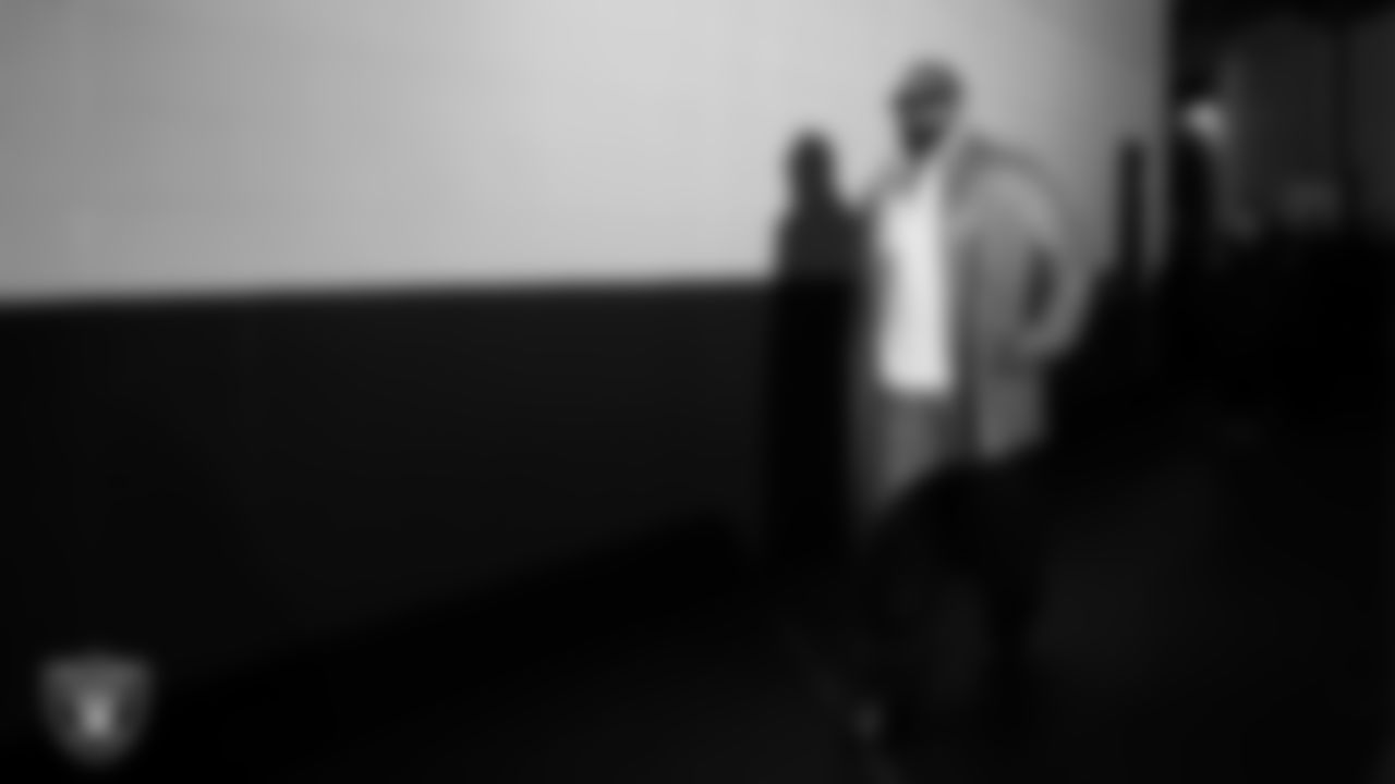 Las Vegas Raiders linebacker Jamal Adams (33) arrives to the regular season away game against the Philadelphia Eagles at Lincoln Financial Field.