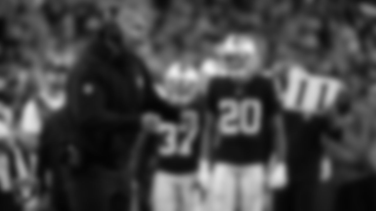 Las Vegas Raiders Interim Head Coach Antonio Pierce on the sidelines during the regular season home game against the New York Jets at Allegiant Stadium.