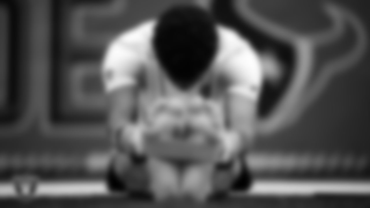 Las Vegas Raiders cornerback Greedy Vance (41) warming up before the regular season away game against the Houston Texans at NRG Stadium.