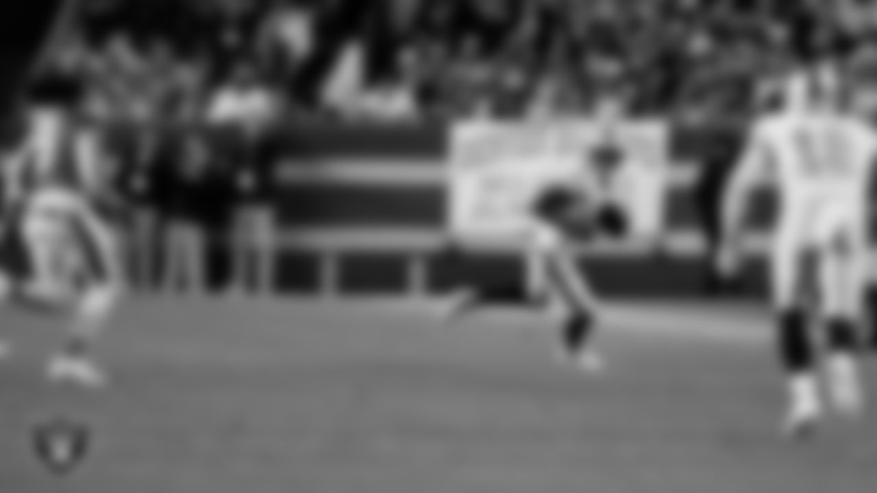 Las Vegas Raiders wide receiver Tyler Lockett (17) during the regular season away game against the Denver Broncos at Empower Field at Mile High.