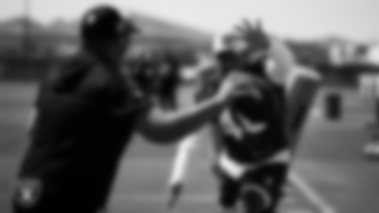 Las Vegas Raiders linebacker Devin White (40) at a workout during phase two of the offseason program at Intermountain Health Performance Center.