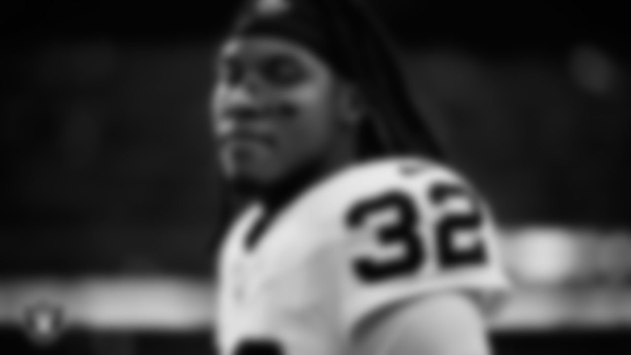 Las Vegas Raiders safety Lonnie Johnson Jr. (32) warming up before the regular season away game against the Houston Texans at NRG Stadium.
