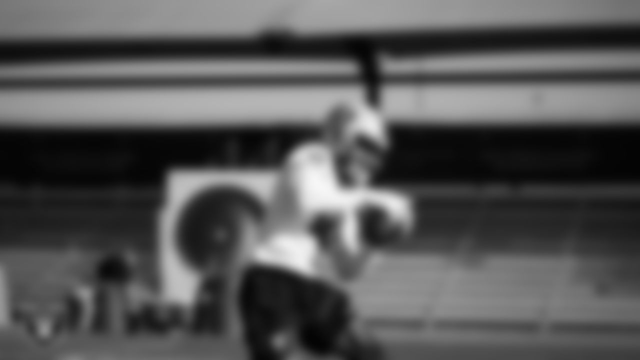 Las Vegas Raiders wide receiver Dont'e Thornton Jr. (10) during practice at Intermountain Health Performance Center.