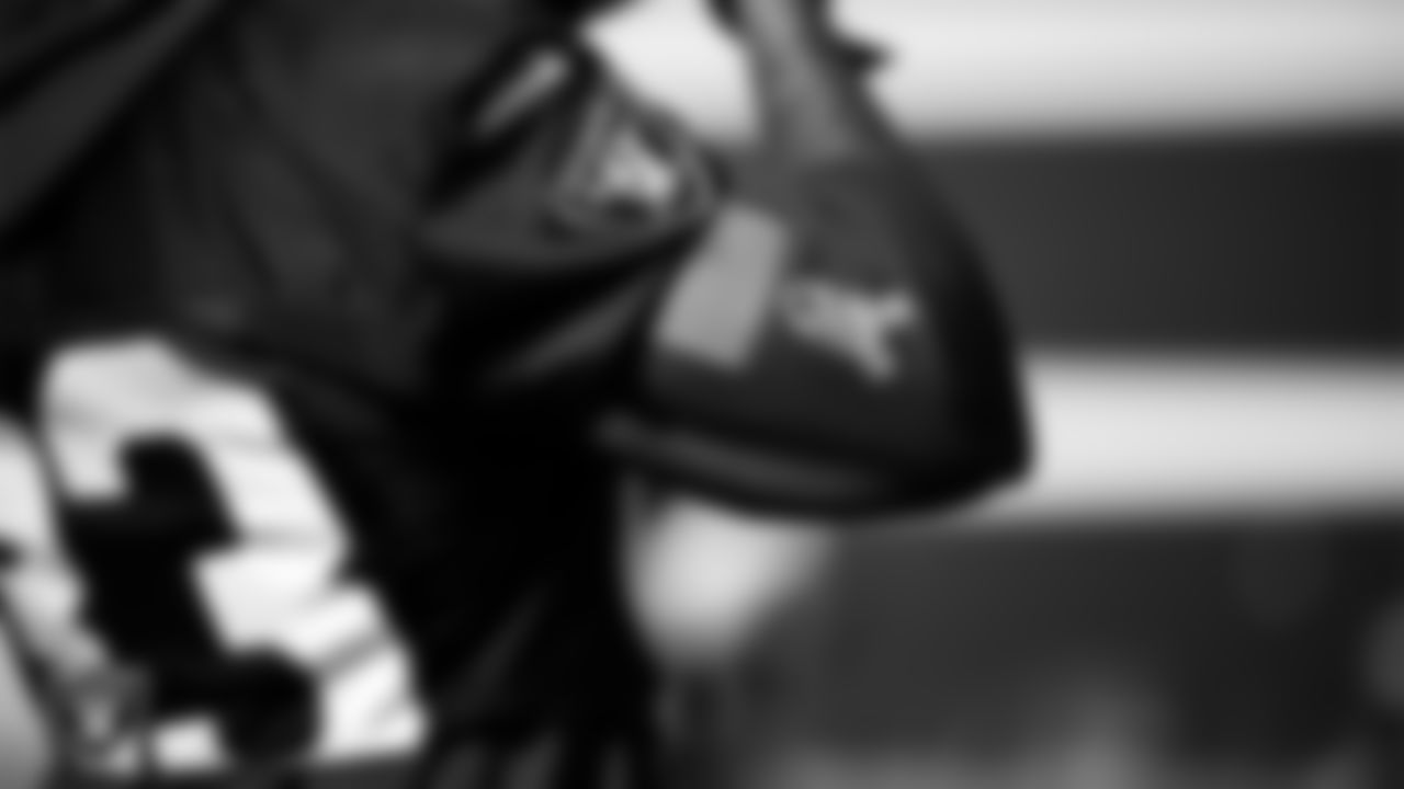 Las Vegas Raiders linebacker Jamal Adams (33) during practice at Intermountain Health Performance Center.