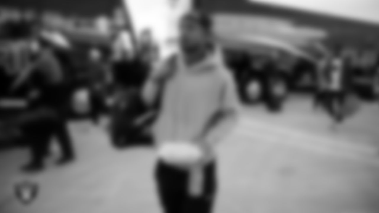 Las Vegas Raiders wide receiver Tyler Lockett (17) departs for the regular season away game against the Houston Texans.