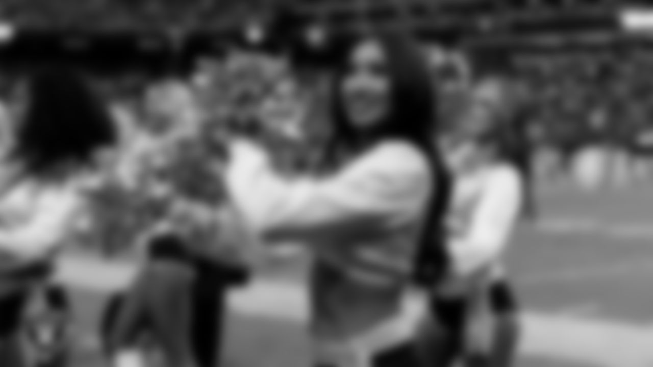 Raiderette Meekela on the sidelines during the regular season home game against the Tennessee Titans at Allegiant Stadium.