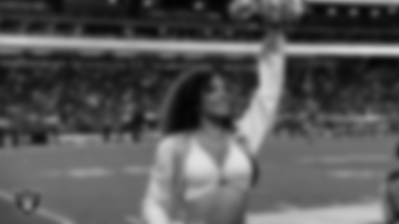 Raiderette Makenna on the sidelines during the regular season home game against the Jacksonville Jaguars at Allegiant Stadium.