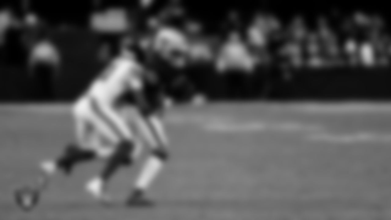 Las Vegas Raiders wide receiver Dont'e Thornton Jr. (10) during the regular season home game against the New York Giants at Allegiant Stadium.