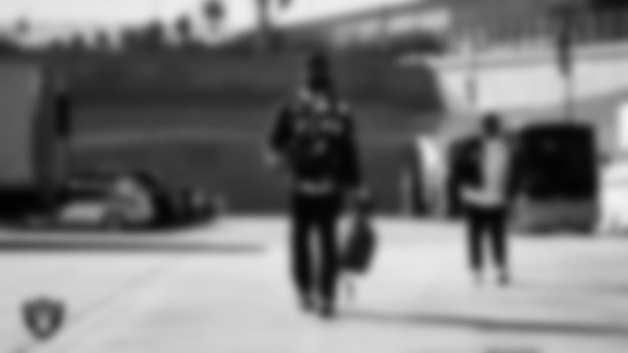 Las Vegas Raiders tight end Ian Thomas (80) arrives to the regular season home game against the New York Giants at Allegiant Stadium.