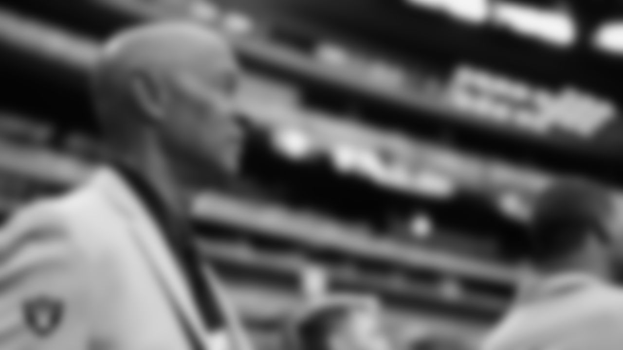 Las Vegas Raiders alumnus James Lofton before the regular season home game against the Tennessee Titans at Allegiant Stadium.
