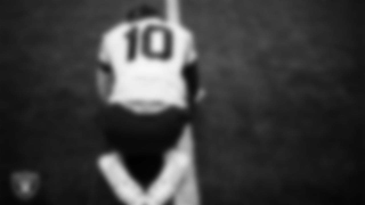Las Vegas Raiders wide receiver Dont'e Thornton Jr. (10) during practice at Intermountain Health Performance Center.
