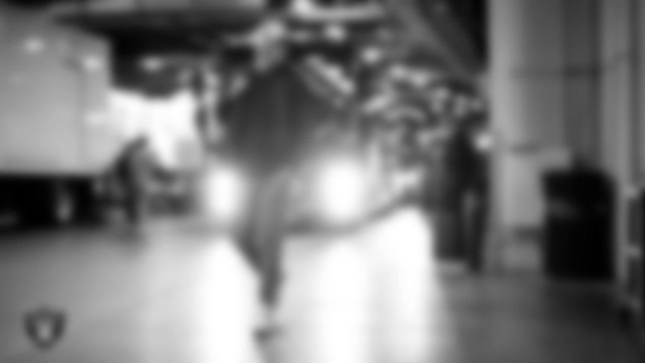 Las Vegas Raiders kicker Daniel Carlson (8) arrives to the regular season away game against the Denver Broncos at Empower Field at Mile High.