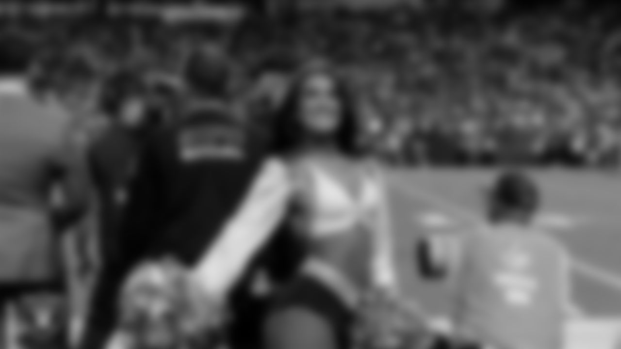 Raiderette Macy on the sidelines during the regular season home game against the Dallas Cowboys at Allegiant Stadium.