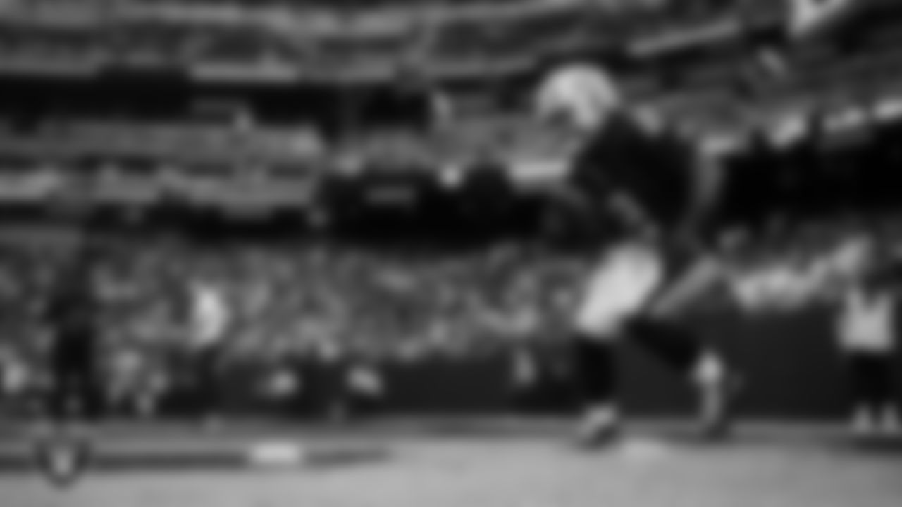 Las Vegas Raiders running back Ashton Jeanty (2) warming up before the regular season home game against the Denver Broncos at Allegiant Stadium.