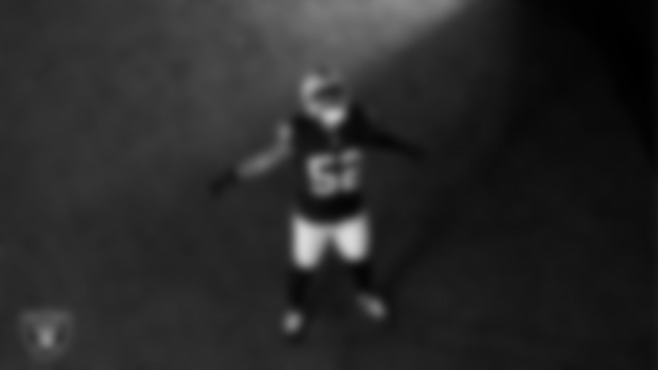 Las Vegas Raiders linebacker Elandon Roberts (52) poses for a photo at the 2025 Raiders Media Day.