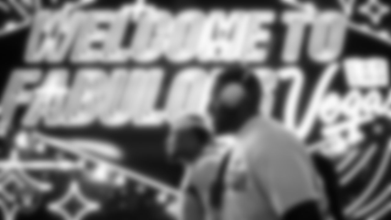 Las Vegas Raiders tackle DJ Glaze (71) arrives to the regular season home game against the New York Giants at Allegiant Stadium.