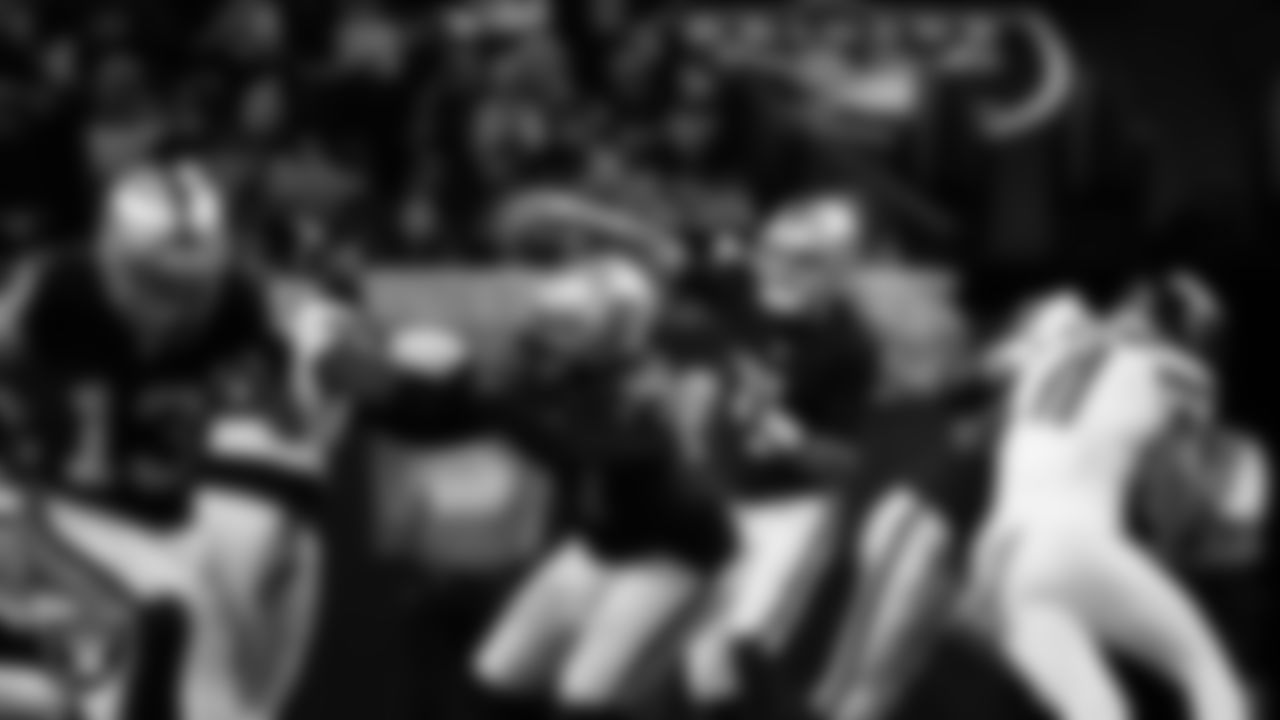 Las Vegas Raiders quarterback Aidan O'Connell (4) passes during the regular season home game against the New York Jets at Allegiant Stadium.