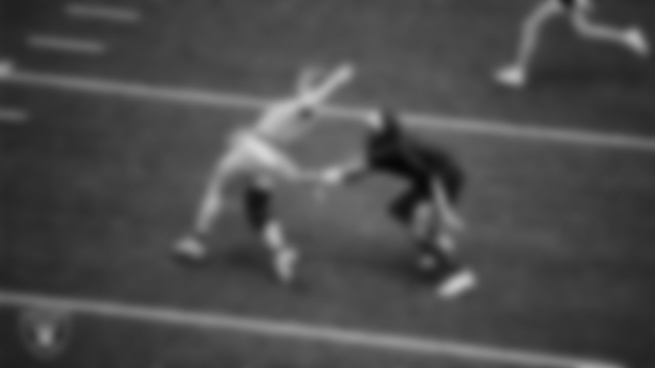 Athletes compete in the Oakley Icon Alliance Regionals at Intermountain Health Performance Center.