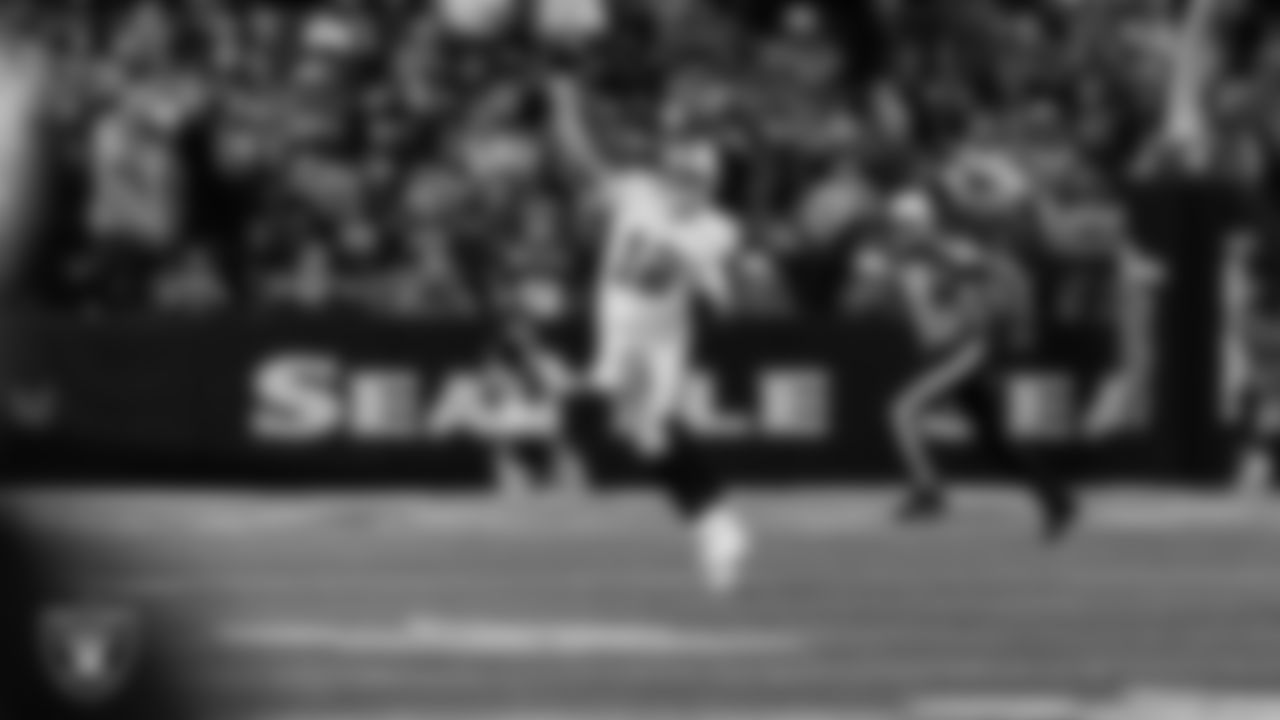 Las Vegas Raiders quarterback Aidan O'Connell (12) passes during the preseason away game against the Seattle Seahawks at Lumen Field.