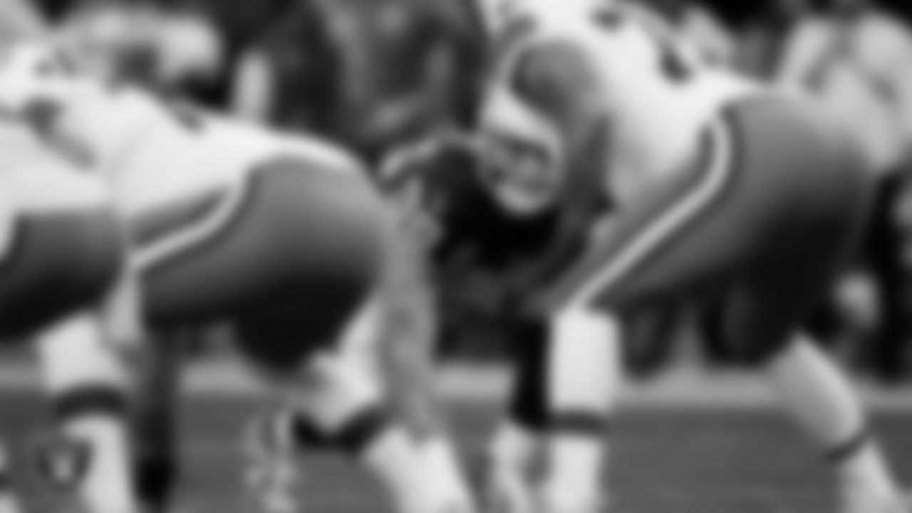 Las Vegas Raiders defensive end Maxx Crosby (98) lines up before the snap during the regular season home game against the Cleveland Browns at Allegiant Stadium.